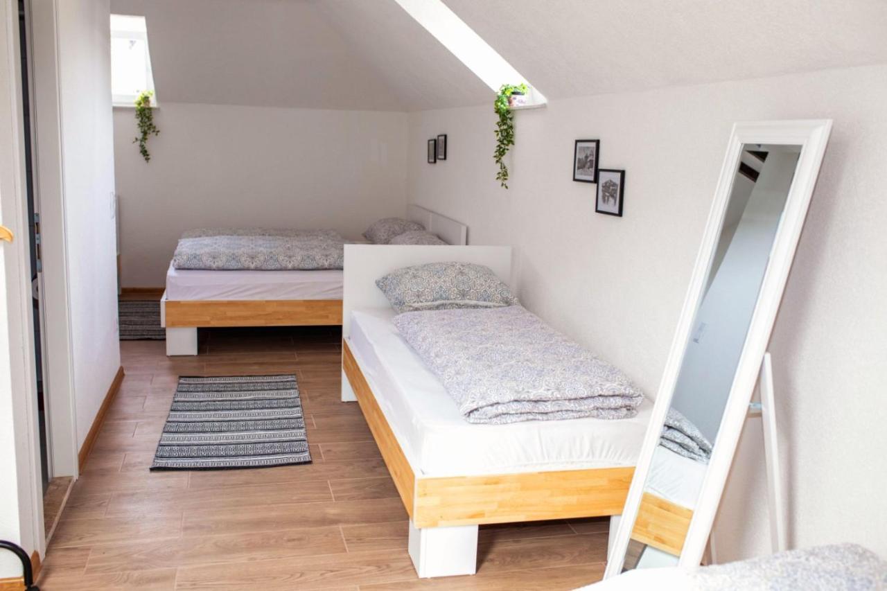 Apartman Uno 亚伊采 外观 照片