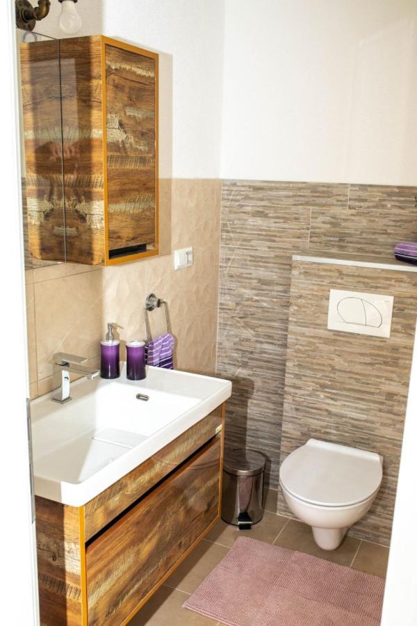 Apartman Uno 亚伊采 外观 照片