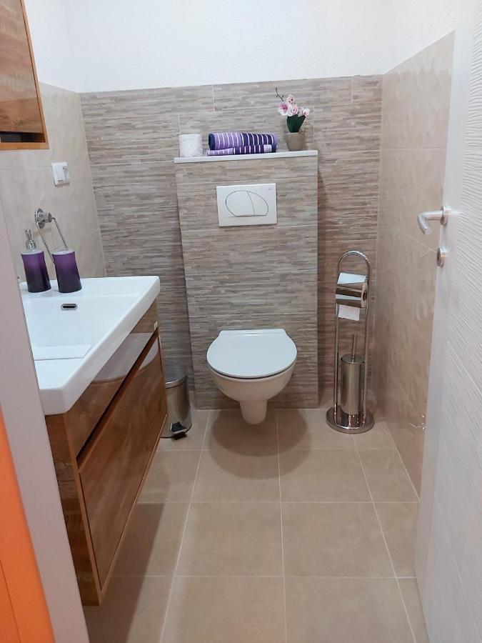 Apartman Uno 亚伊采 外观 照片